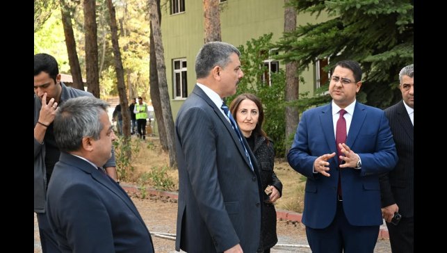 Vali Çiftçi, restorasyon çalışmalarını yerinde inceledi