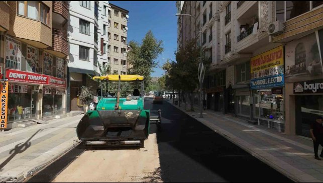 Elazığ'da Balakgazi Caddesi yenilendi