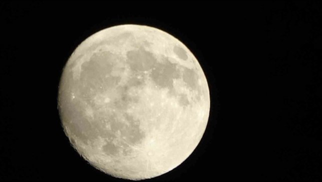 Erek Dağı dolunayda görsel şölen oluşturdu