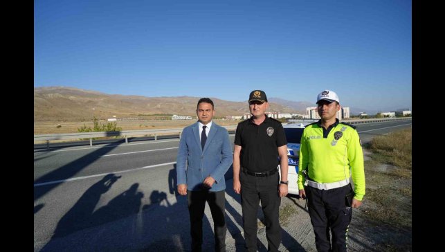 Geçen yıl 30 kişinin öldüğü yola çelik bariyerler çözüm oldu; 2025 yılında ölümlü trafik kazası olmadı