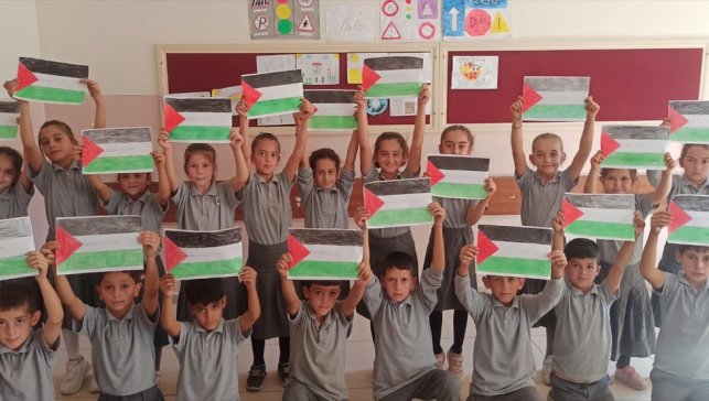 Siirt ve Elazığ'da öğrenciler Filistin'e destek etkinliği düzenledi