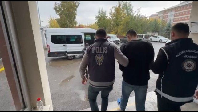 Ağrı'da göçmen kaçakçılığı operasyonunda 3 organizatör tutuklandı