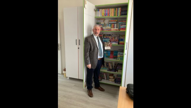 Erzurumlu öğretmen öğrencilere okuma alışkanlığı kazandırmak için kütüphane kurdu