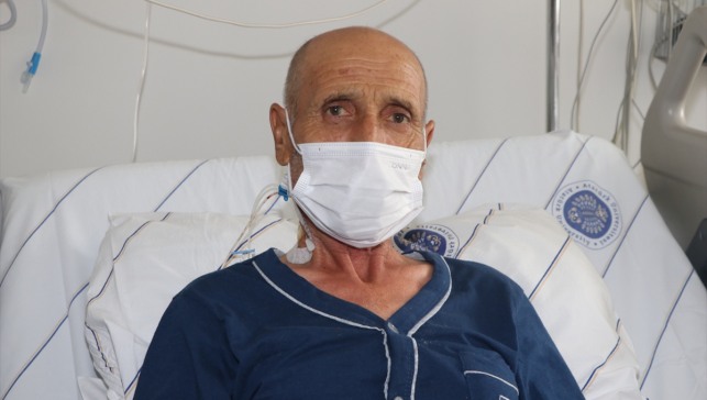 Lösemiyi yenen 8 çocuk babası, organ bağışıyla karaciğer yetmezliğini de aştı