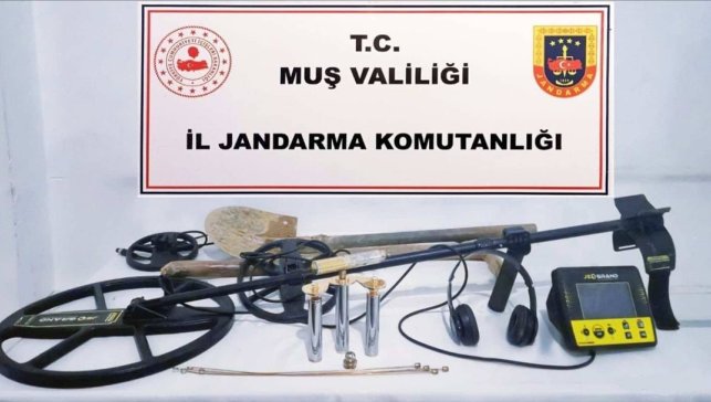 Muş'ta kaçak kazı yapan 7 kişi yakalandı