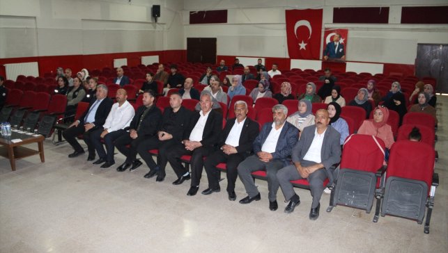 Güroymak'ta "En İyi Narkotik Polisi Anne" semineri düzenlendi