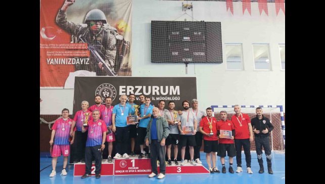 Erzurum İl Sağlık Müdürlüğü Kamu Spor Oyunları'nda şampiyon oldu
