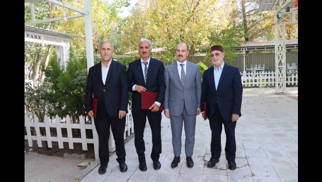 Oltu'da din görevlileri vefa yemeğinde buluştu