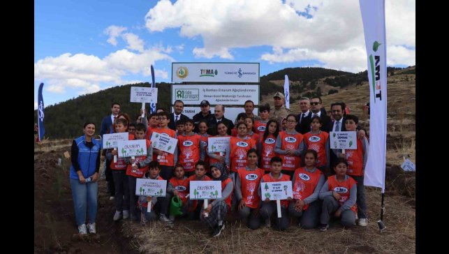 Oltu'da 5 bin fidan toprakla buluştu