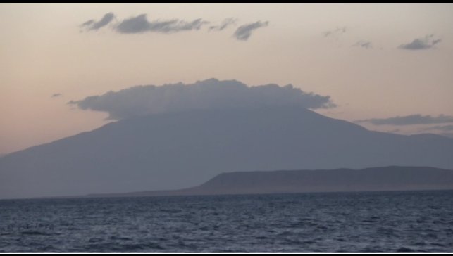Van Gölü sahilinden görkemli anlar: 4 bin 58 rakımlı Süphan Dağı'nın zirvesindeki bulutlar time-lapse ile görüntülendi