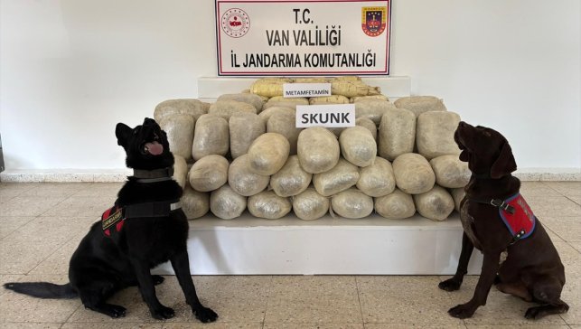 Van'da 106 kilo 800 gram uyuşturucu ele geçirildi