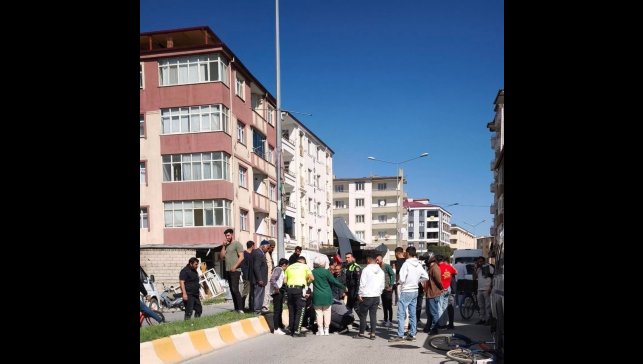 Iğdır'da otomobil motosiklete çarptı: 1 yaralı