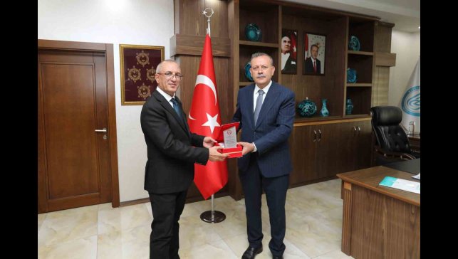 BEÜ gastronomi öğrencileri "Yokluktan Tercihe" adlı tabaklarıyla Türkiye ikincisi oldu