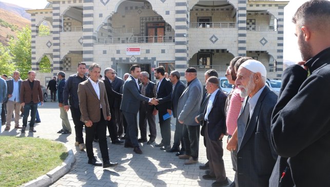 Karlıova Kaymakamı Bıçak köyleri ziyaret etti