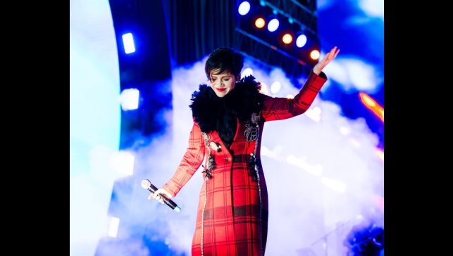 Aydilge'den Filistin mücadelesine destek