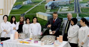 Ağrı'da öğrenciler yöresel lezzet "Gırar" çorbasını deneyimledi