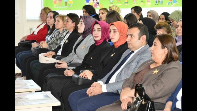 Ardahan'da "Gönül Elçileri ile Koruyucu Aile Farkındalık Toplantısı" düzenlendi