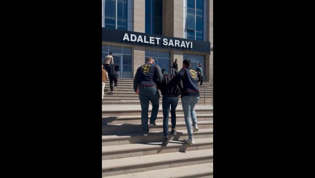 Van'da 25 yıl 9 ay hapis cezasıyla aranan yabancı uyruklu şahıs yakalandı
