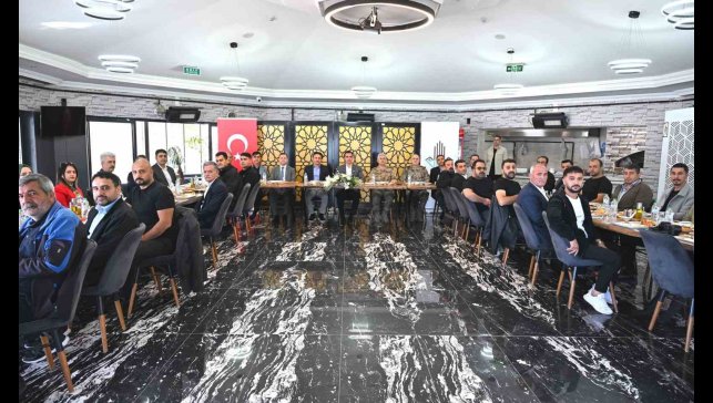 Vali Karakaya basınla bir araya geldi