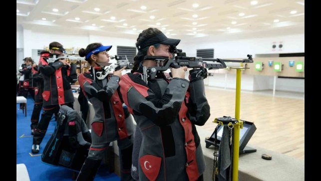 Erzincan'da atıcılık il birinciliği müsabakaları yapıldı