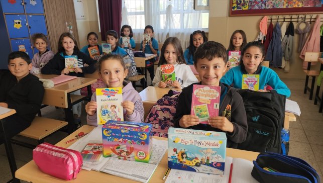 İlkokul öğrencileri Amasya'dan Ardahan'a "kitap köprüsü" oluşturdu