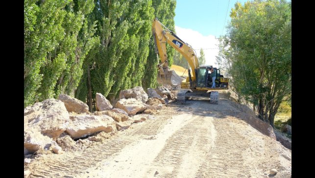 Akçaören yolunda altyapı güçlendirme çalışmaları sürüyor