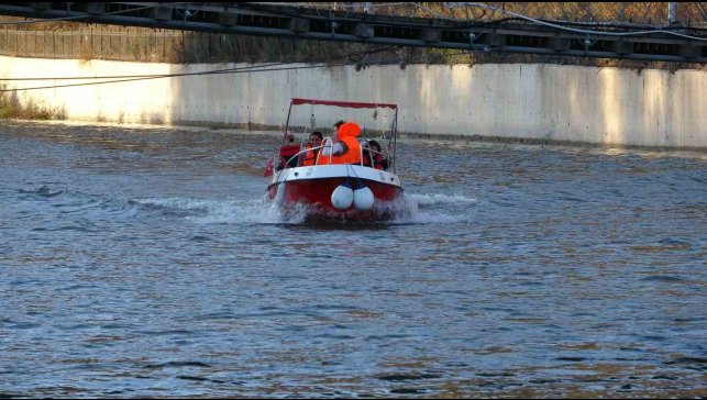Kura Nehri'nde tekne heyecanı
