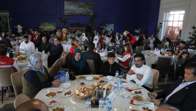 Erciş'te 24 çocuk sünnet ettirildi