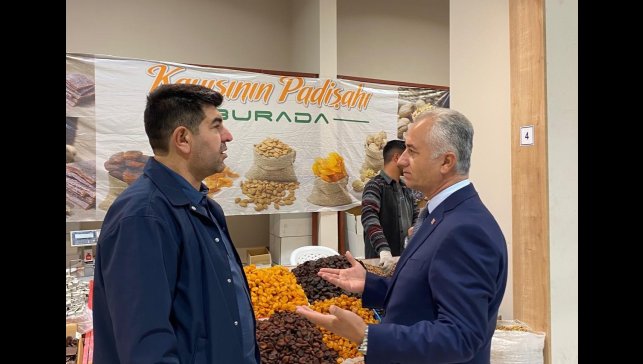 Malatya İş İnsanları Platformu Başkanı Ahmet Özköse: "Kayısı Malatya'nın kırmızı çizgisidir"