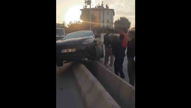 Iğdır'da refüj tepkisi: Yol daraldı, kaza kaçınılmaz oldu