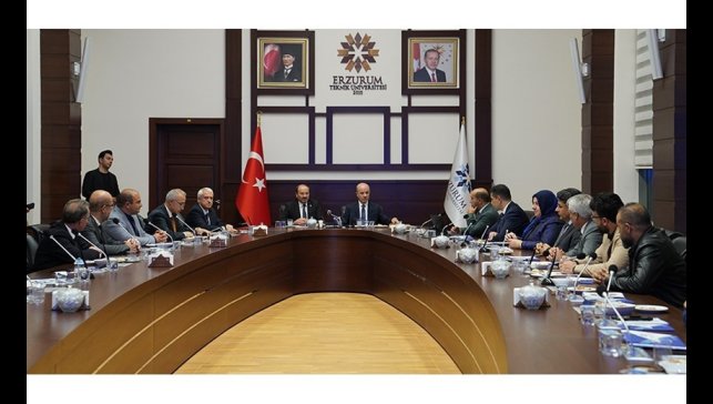 ETÜ senatosu, YÖK Başkanı Özvar'ın başkanlığında toplandı