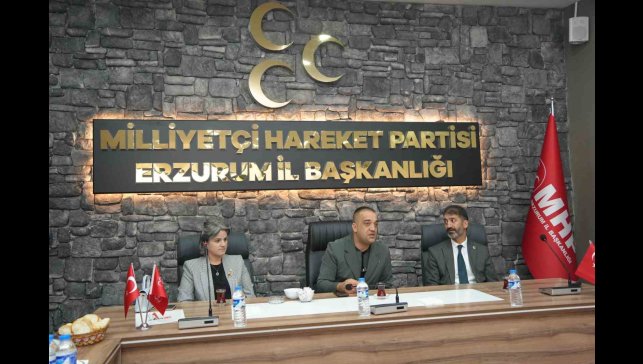 Muhtarlar, MHP Erzurum İl Başkanı Yurdagül ile kahvaltıda buluştu