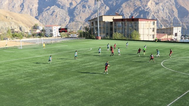Hakkari Zapspor, konuk ettiği Iğdır Karaağaçspor'u yendi