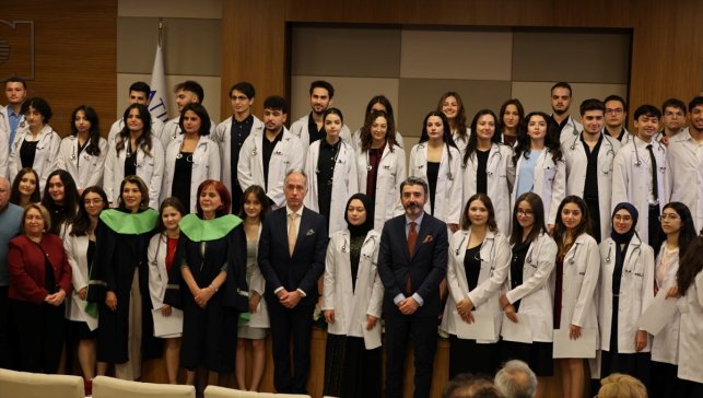 Atılım Üniversitesinde "Beyaz Önlük Giyme Töreni" gerçekleştirildi