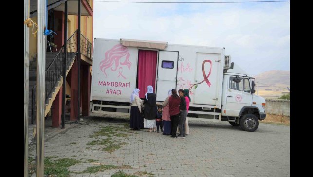 Muş'ta taramaya katılan her 25 kadından birinde rahim ağzı, her 39 kadından birinde meme kanseri çıktı