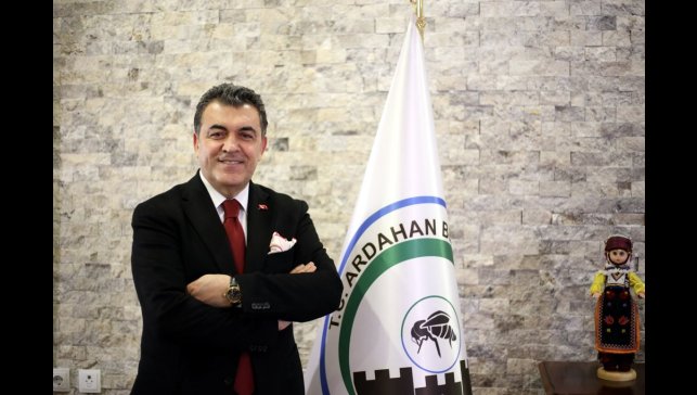 Başkan Demir'den gazeteciler günü mesajı