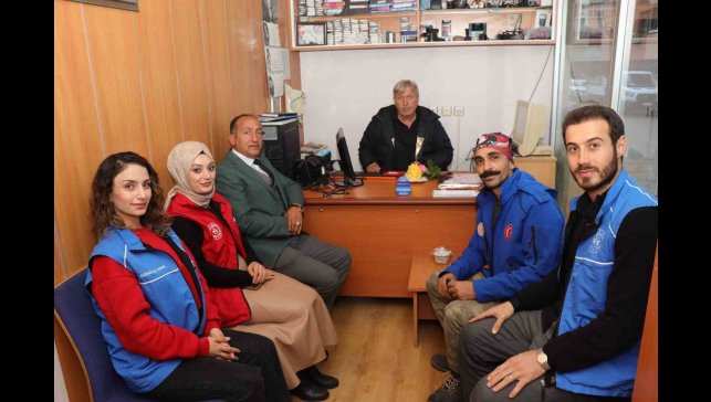 Oltu Gençlik Merkezi'nden Gazeteci Dursun Murat Aydın'a anlamlı ziyaret