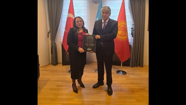 SATKOF Başkanı Bay'dan Sultan Raev'e ziyaret