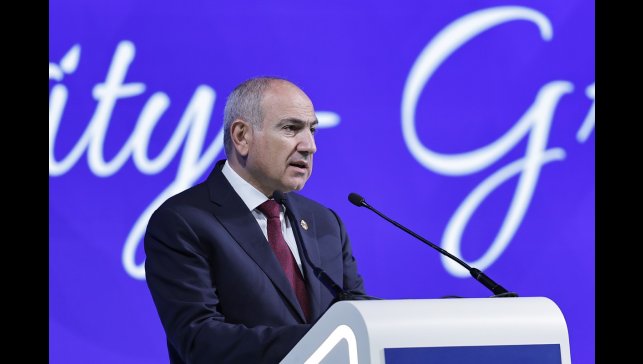 Ermenistan Başbakanı Paşinyan: "Azerbaycan-Ermenistan-Türkiye arasında boru ve elektrik hatları kurulacak"