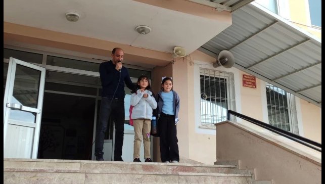 Küçük ellerden büyük duyarlılık: Çevre bilinci kameraya yansıdı