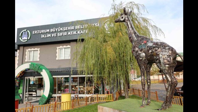 Büyükşehir'in "Sıfır Atık Kafe Ve Otobüs Durağı Projesi" Türkiye birincisi oldu