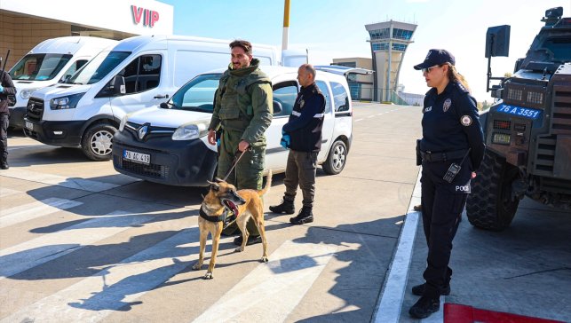 Iğdır Şehit Bülent Aydın Havalimanı'nda "patlayıcı madde tatbikatı" yapıldı