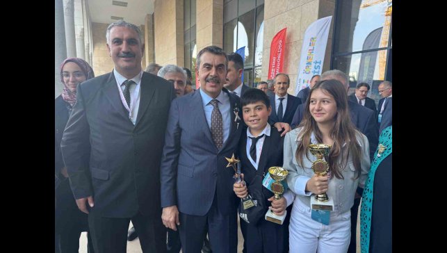 Muş Mevlana İmam Hatip Ortaokulundan Türkiye birinciliği