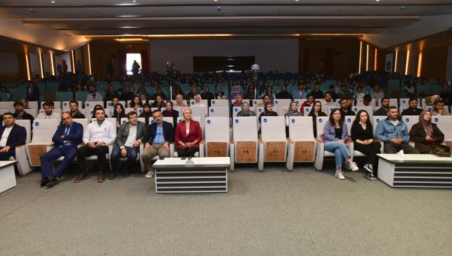 Van'da "Bağımlılık 2.0" semineri düzenlendi