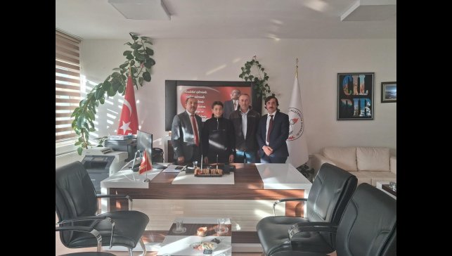 Başarılı öğrenciler ödüllendirildi