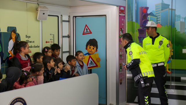 Muş'ta 605 öğrenciye trafik eğitimi verildi