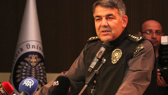 Erzurum polisi uyuşturucuya "sıfır tolerans" vurgusuyla öğrencilere "Narkogençlik" eğitimi verdi