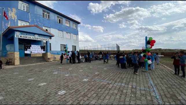 Öğrencilerinden Gazze'ye anlamlı destek