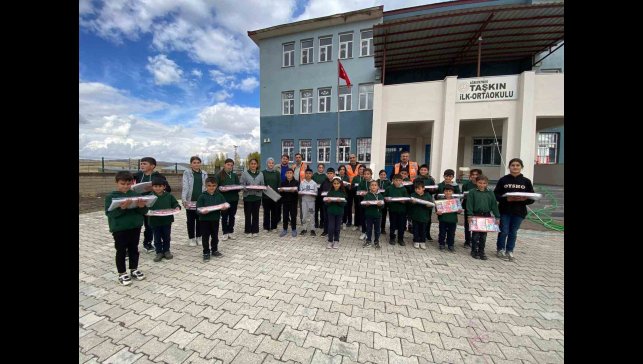 Patnos iyilik Elçilerinden yardım eli uzatmaya devam ediyor