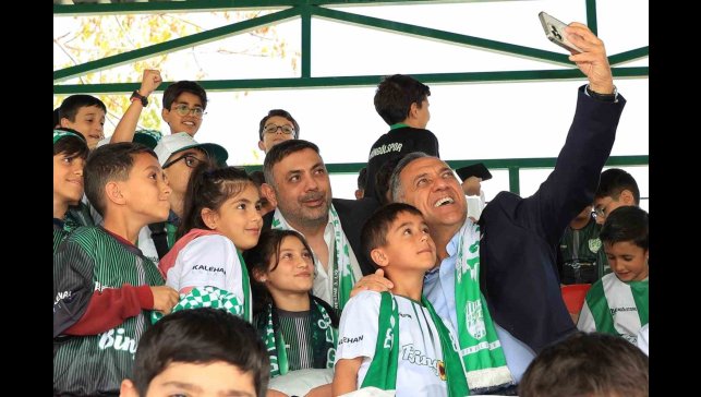 Bingöl'de 750 öğrenciye forma desteği